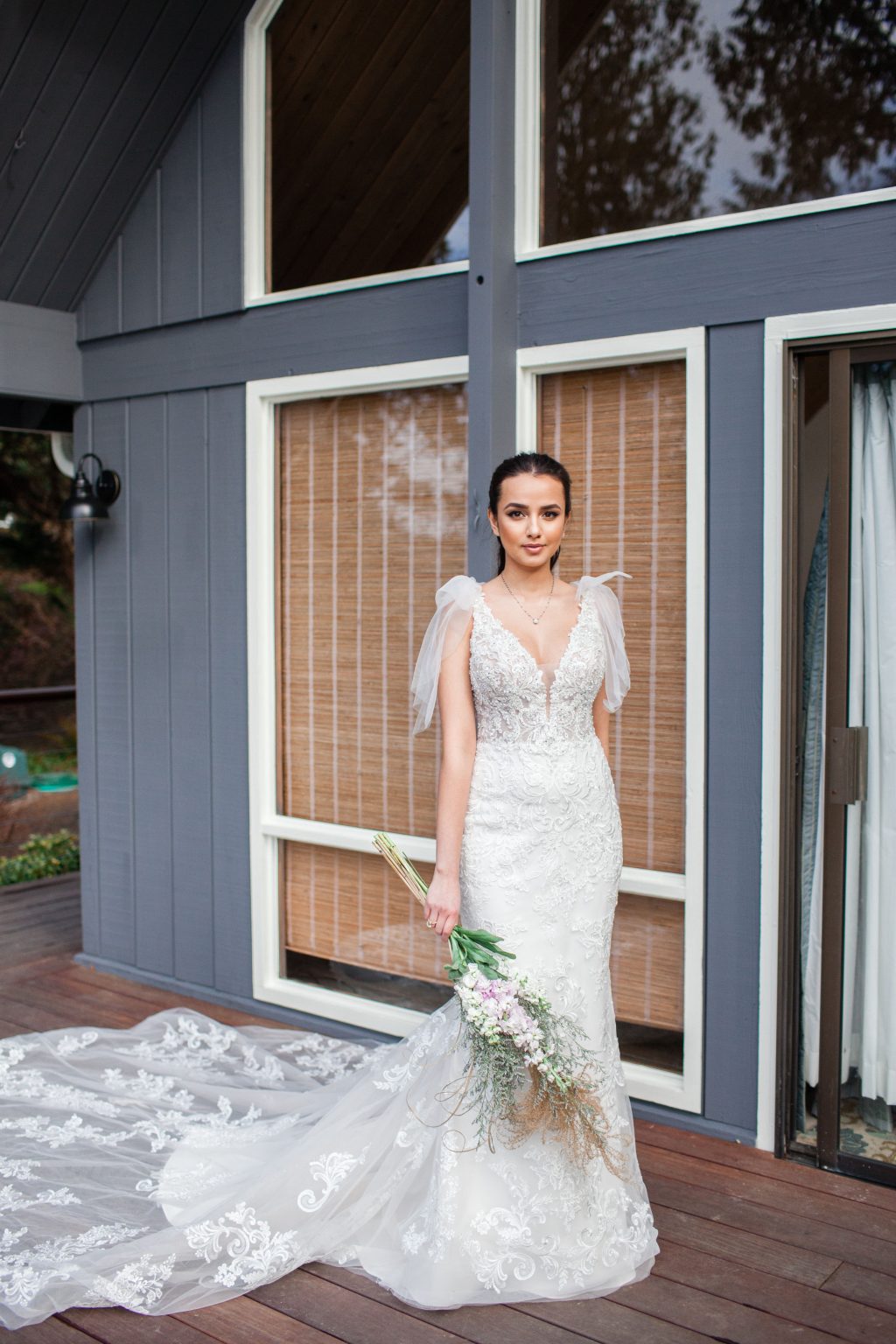 Beach Wedding Inspo for an Ocean-inspired Celebration