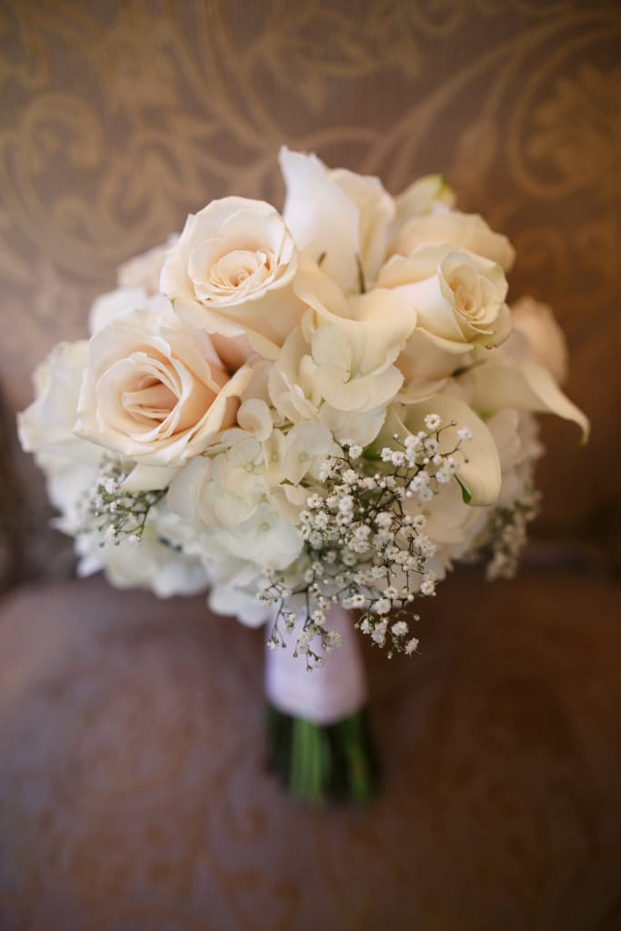 rustic white bouquet and Elegant Florida Estate Wedding