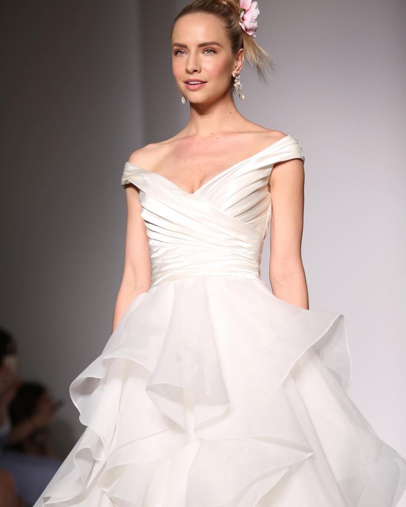 Fall 2016 collections at New York Bridal Fashion Week - Beautiful layered skirt and silk off-the-shoulder dress - Zulani by Maggie Sottero