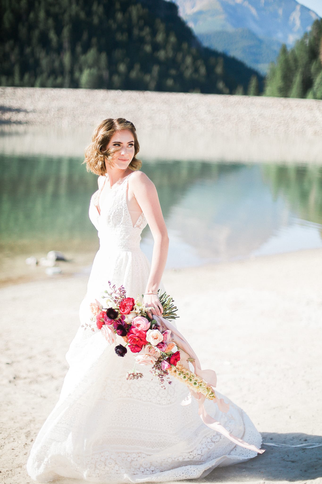 Get Inspired With This Boho Styled Shoot For A Lakeside Elopment