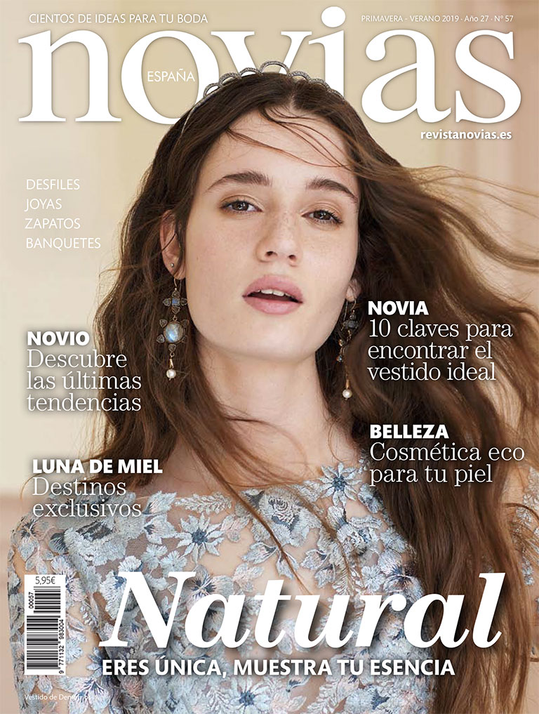 Cover for Novias Espana Magazine