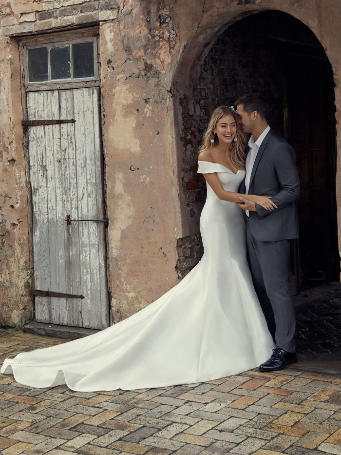 How to choose a wedding dress for your body type best sale