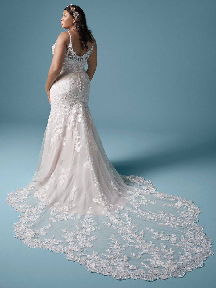 Curvy Model Wearing Long Train Sheath Plus Size Wedding Dress Called Giana Lynette by Maggie Sottero