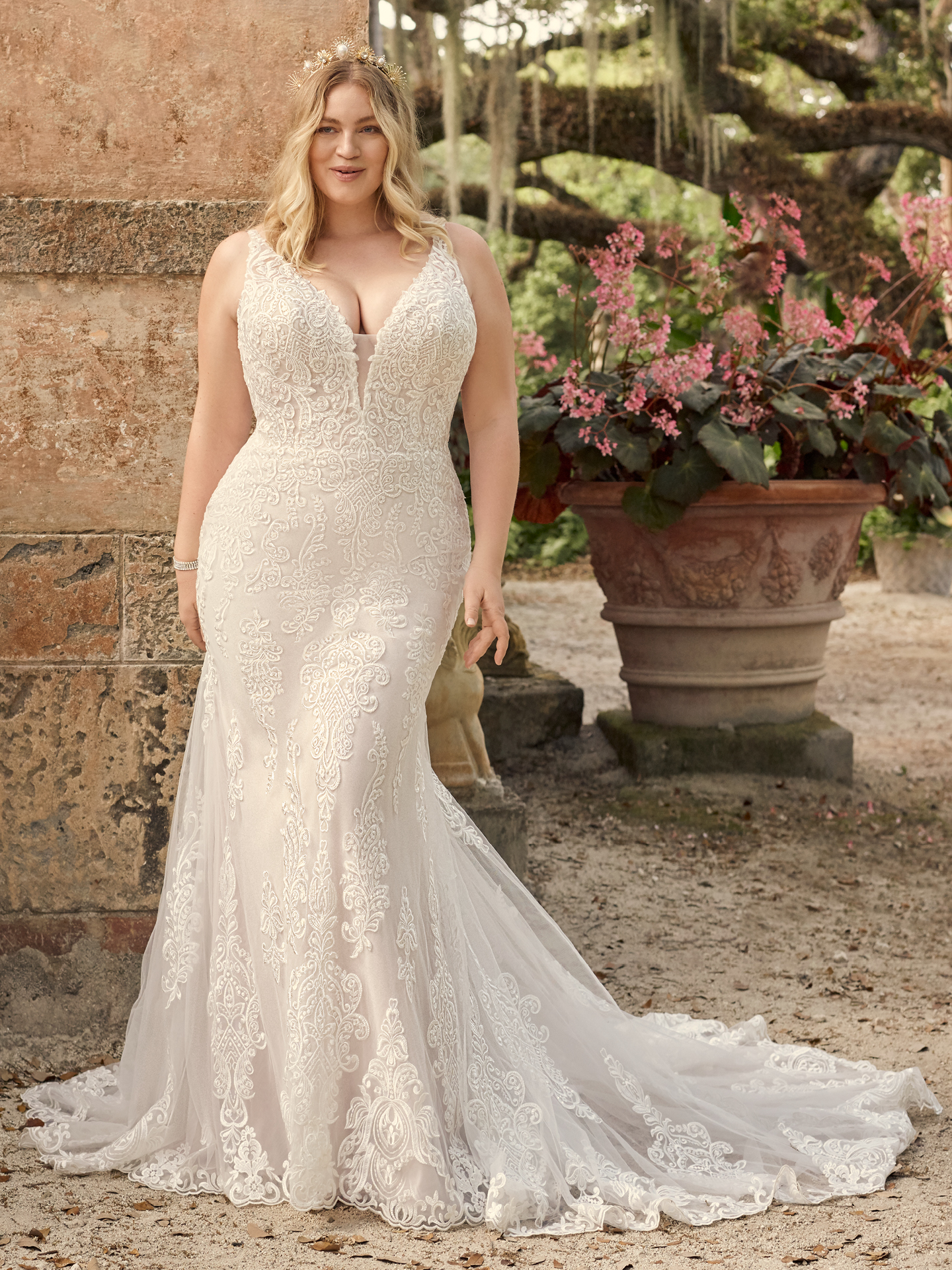 V-Neck Wedding Dress Styles for Plus Size Brides