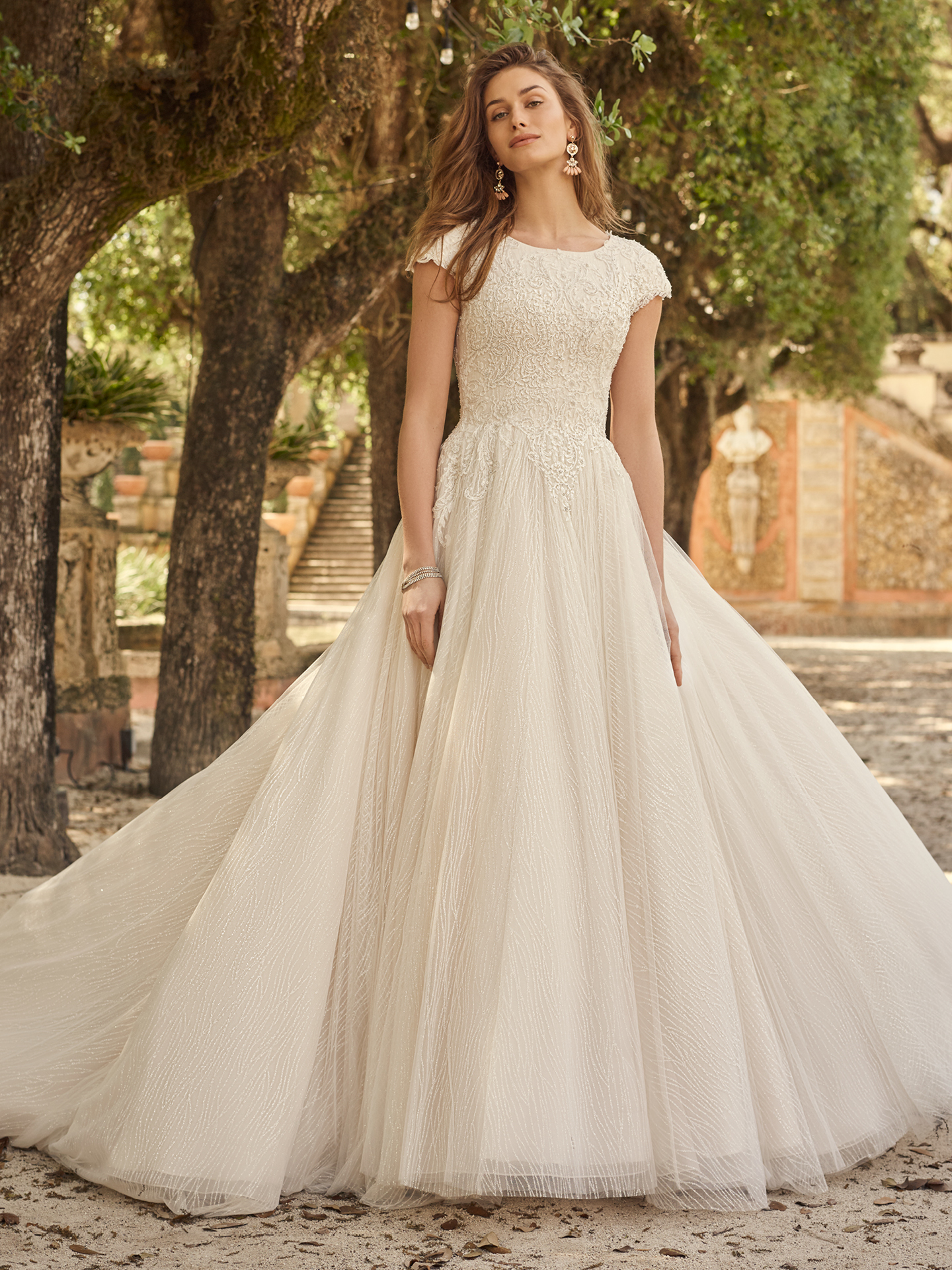 Lightweight A line Wedding Dresses for Brides with Pear Shaped Body Types