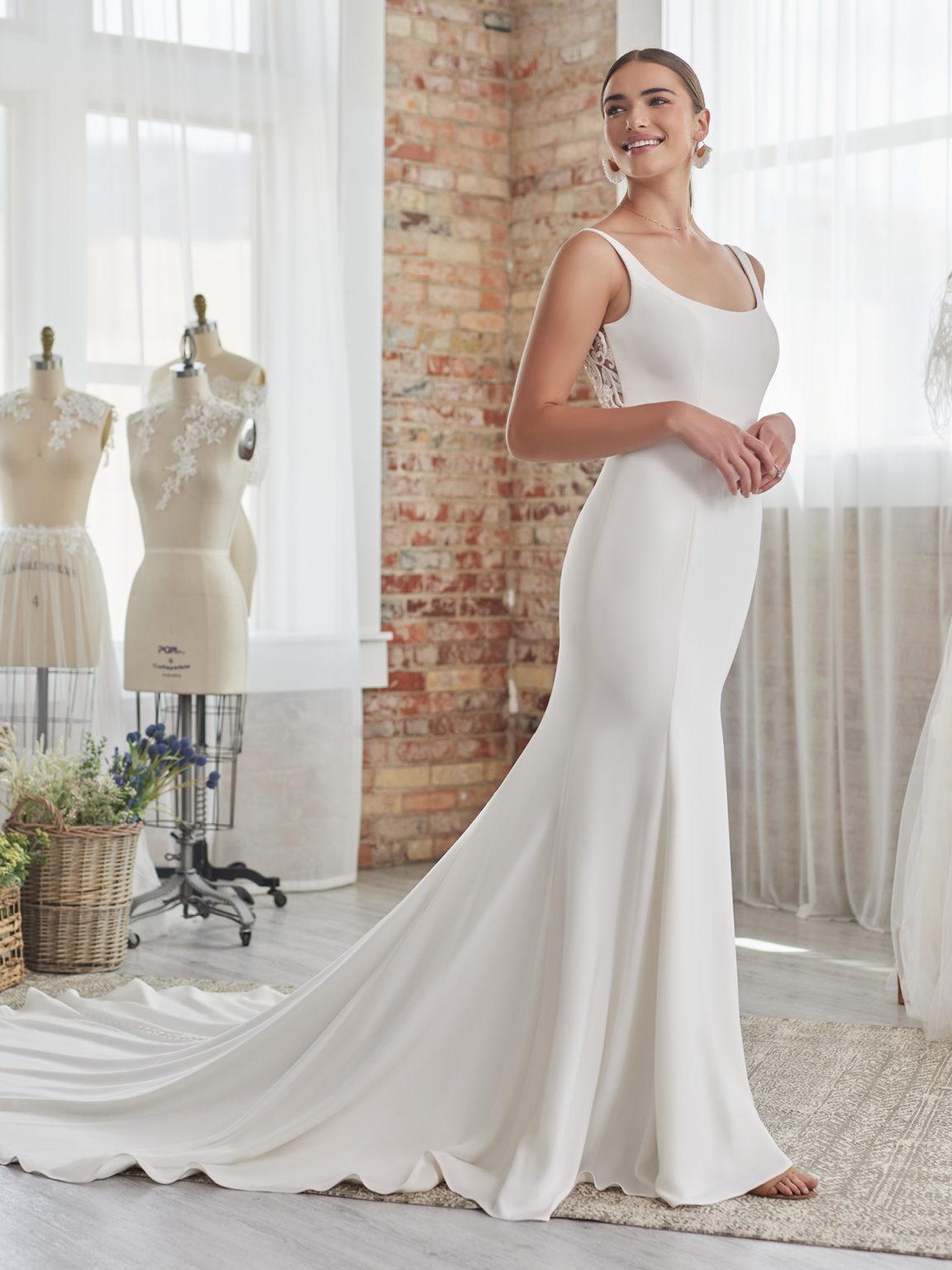 How to Choose the Right Wedding Undergarments for Your Wedding Dress