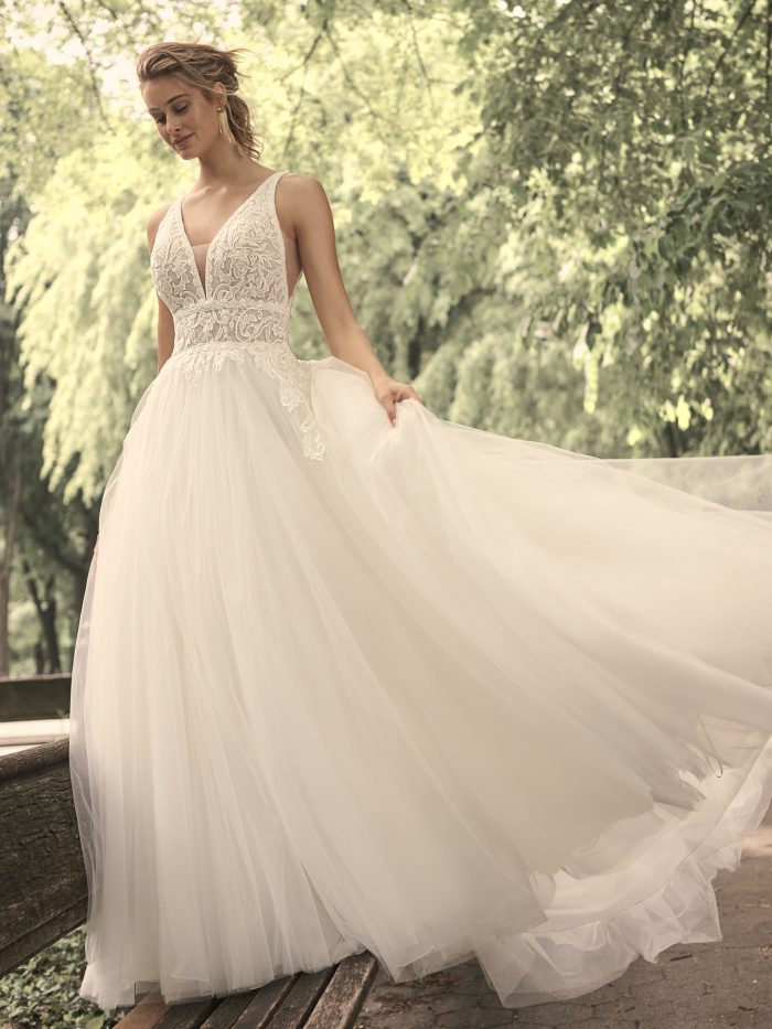 Wedding Dresses for Flat Chest: 10 Must Have Styles - Petite Dressing