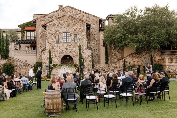 Wedding Venue Ideas Of Getting Married At A Vineyard