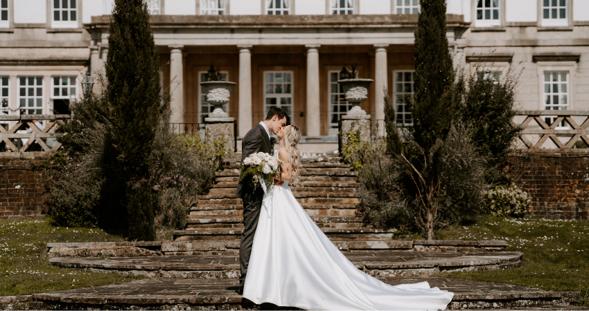 Elegant A Line V Neck Ivory Wedding Dresses With Pockets Open Back Sat –  Rjerdress