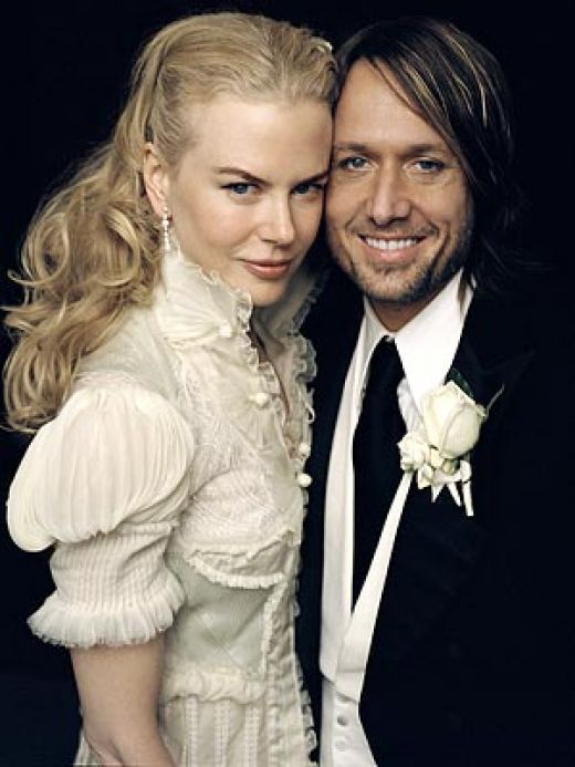 Actress Nicole Kidman In Vintage Modest Wedding Dress With Groom Keith Urban