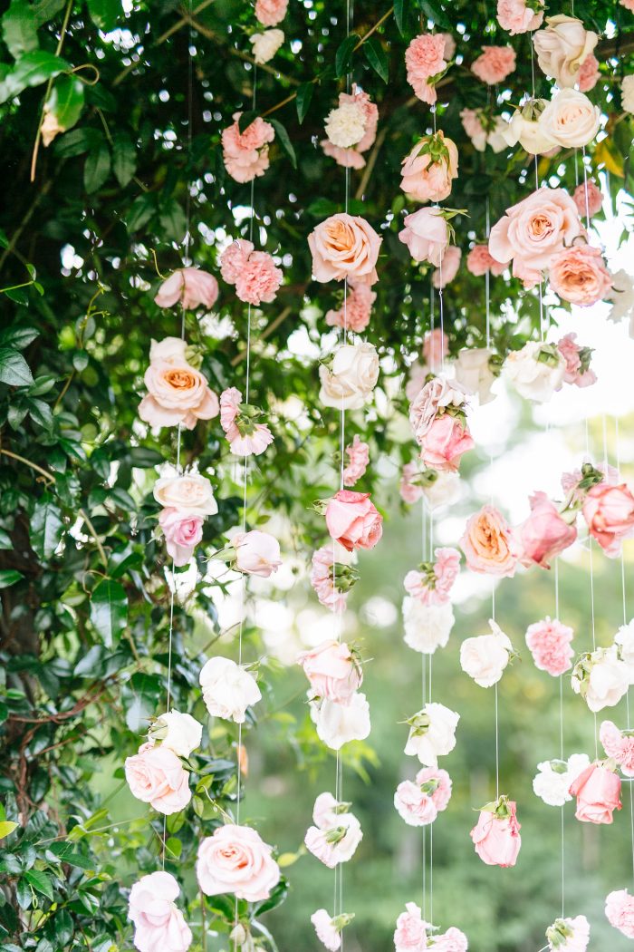 Summer Wedding Decorations With Pinks Roses 