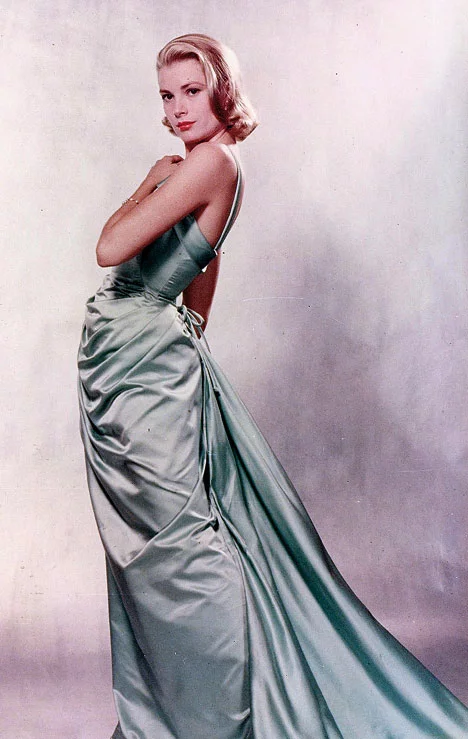 Grace Kelly en robe bleue des Oscars