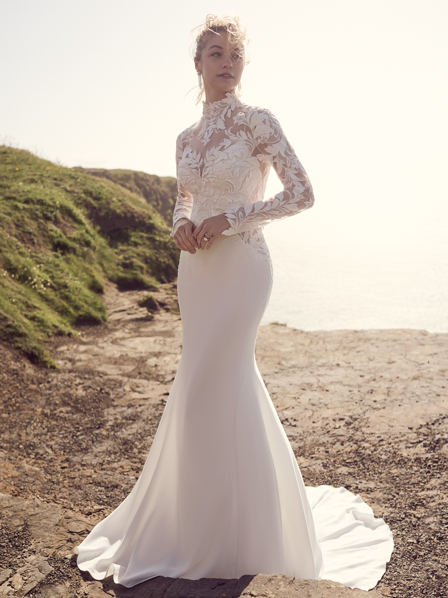 Lace neck wedding dress hotsell