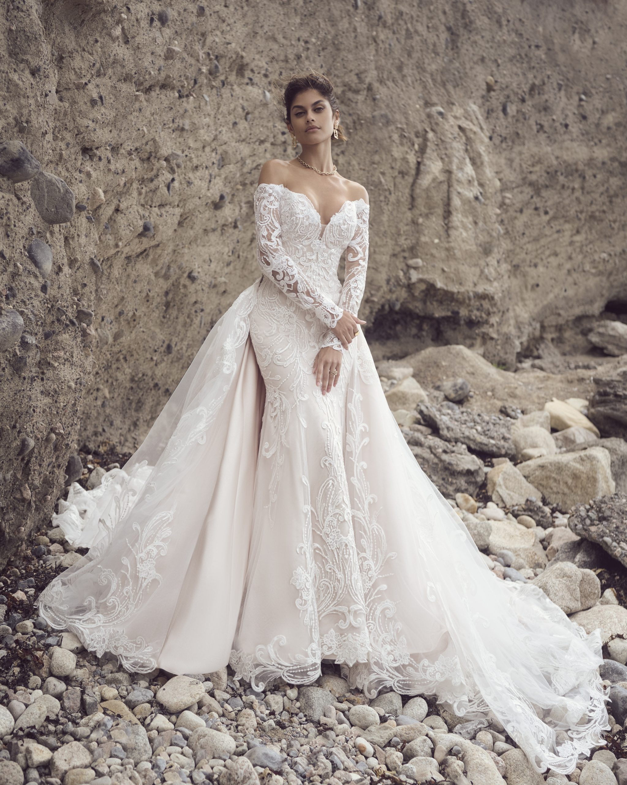 10 Detachable Wedding Dress Train & Skirts | Maggie Sottero