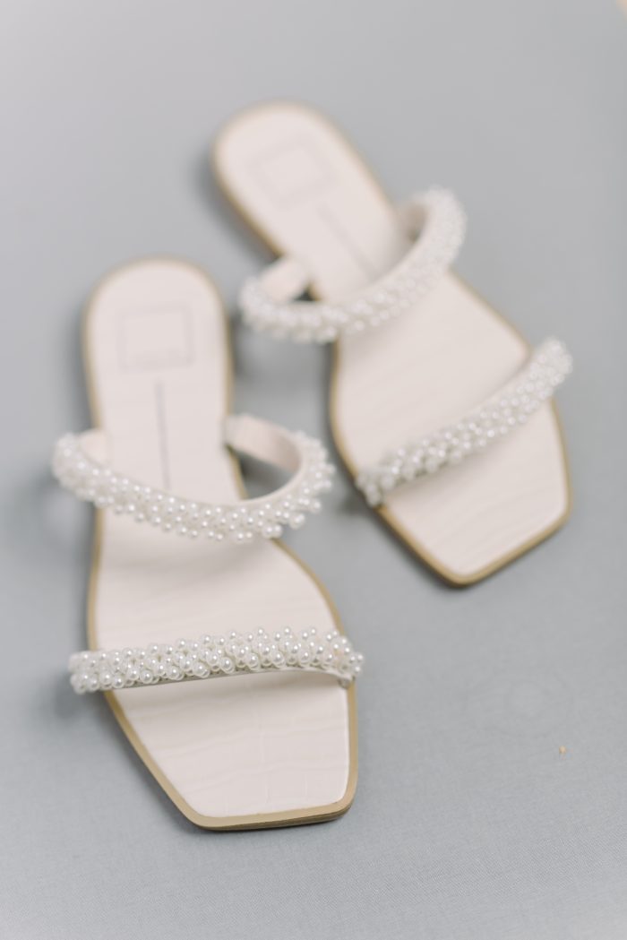 Classic bridal heels as wedding shoes