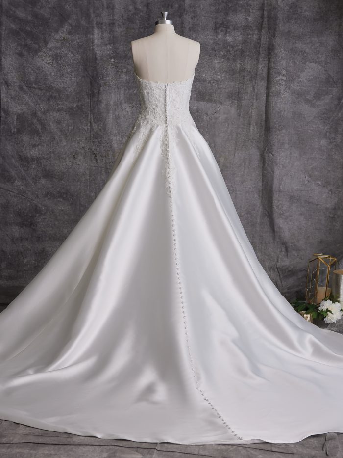 Ramira wedding dress by Maggie Sottero, one of our wedding dresses with pockets