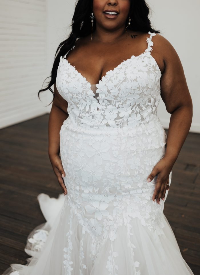 Bride with a positive body image wearing Elka by Sottero and Midgley