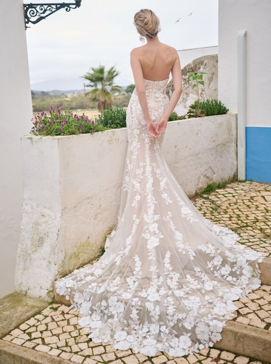 Bride wearing Adelaide wedding gown by Sottero and Midgley