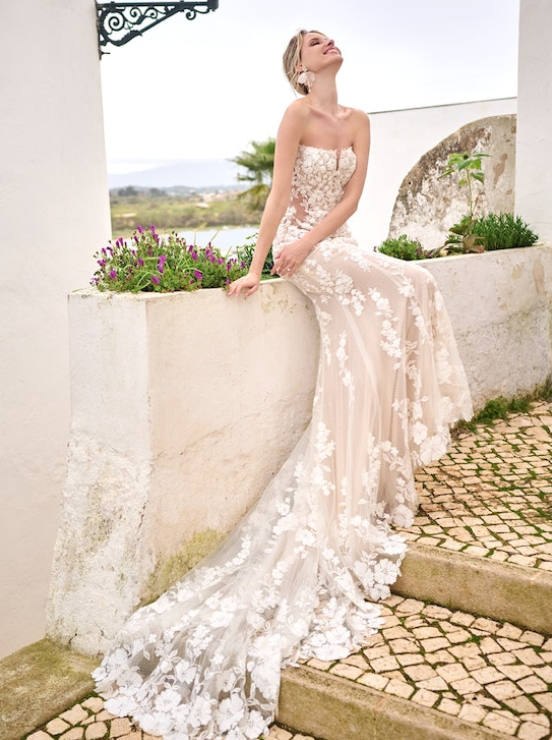 Bride wearing Adelaide wedding gown by Sottero and Midgley