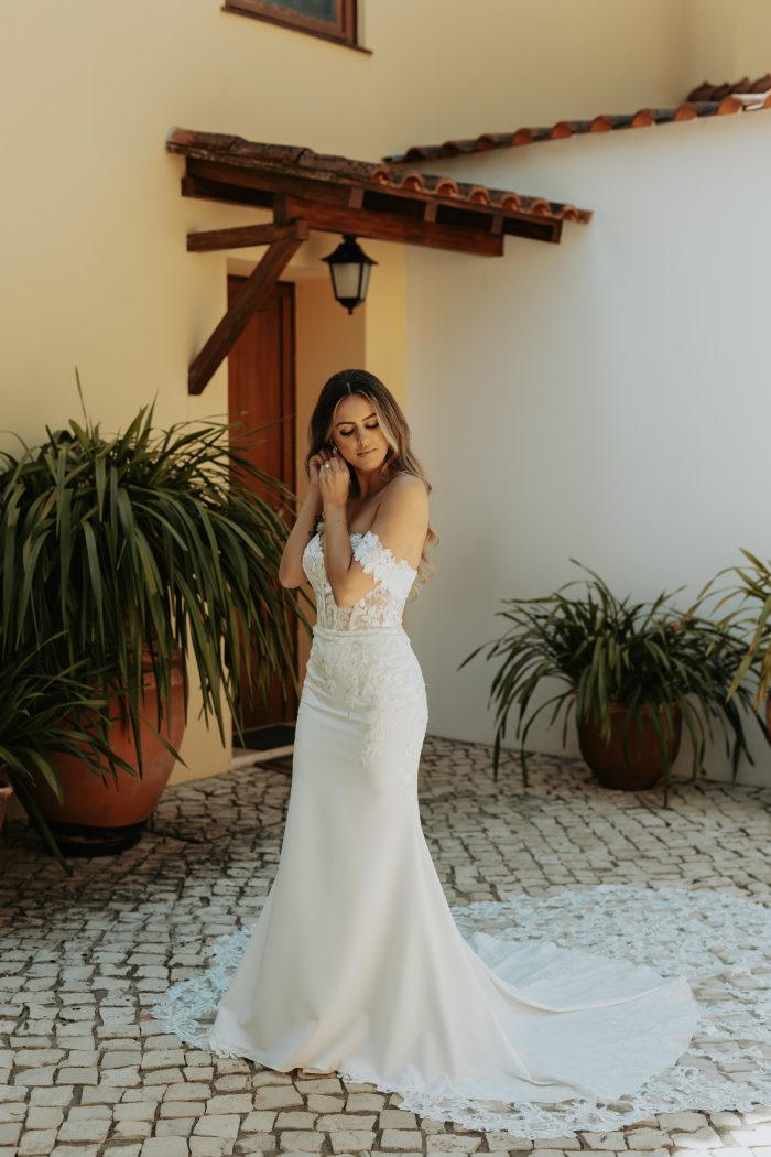 Bride wearing Cecilia by Rebecca Ingram