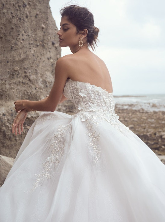 Bride wearing Knox Lane by Sottero and Midgley
