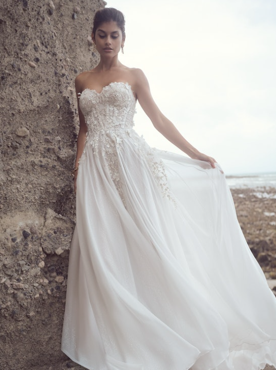 Bride wearing Knox Lane by Sottero and Midgley