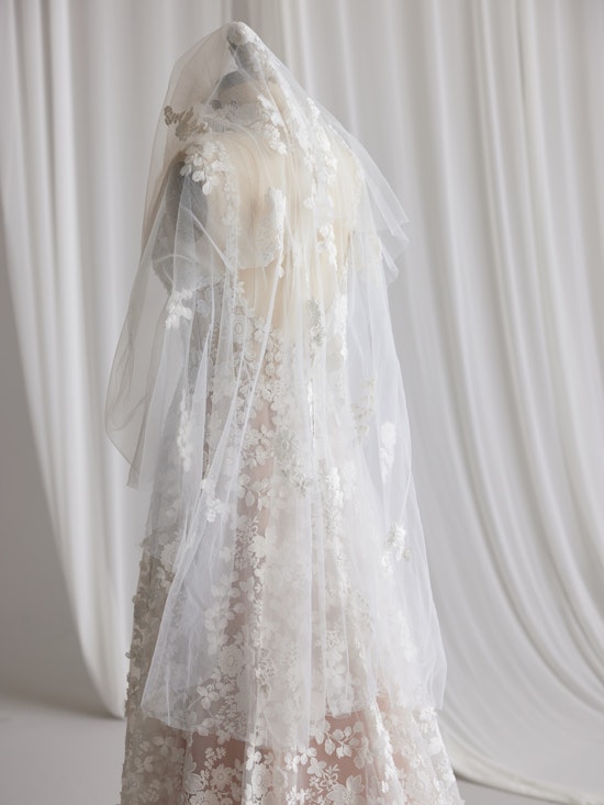 Ladonna Lace Veil bridal accessory
