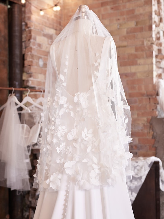 Lavinia Fingertip-length Veil as a wedding dress customization