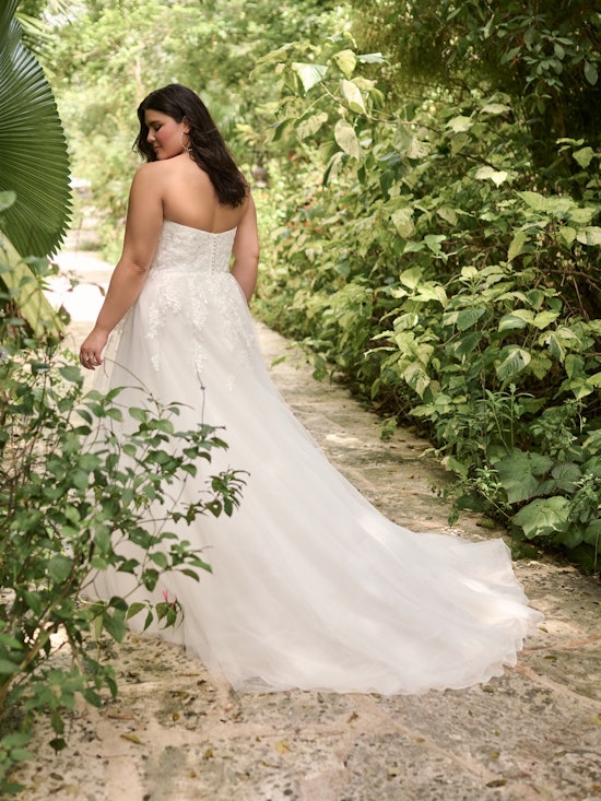 Bride wearing Ventura by Rebecca Ingram